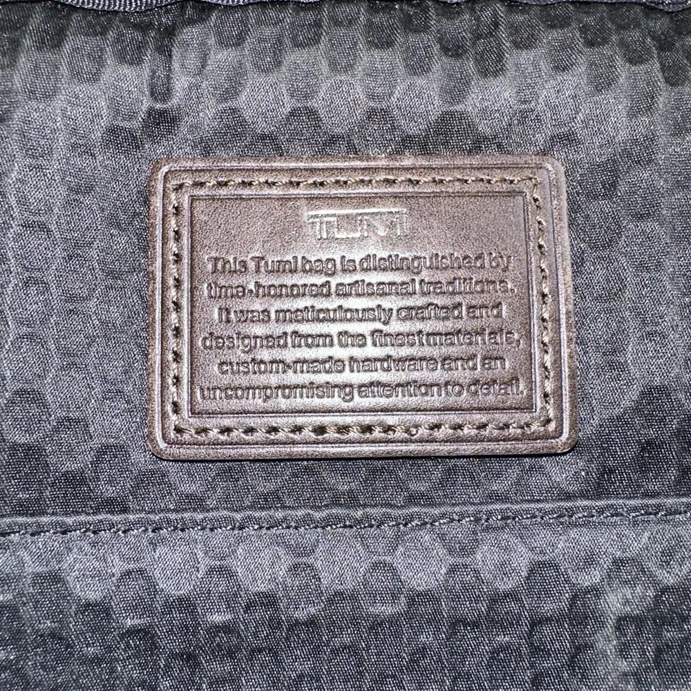 Tumi this bag